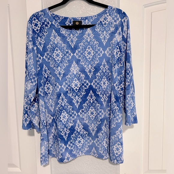 JM CollectionTop XL - Picture 1 of 5